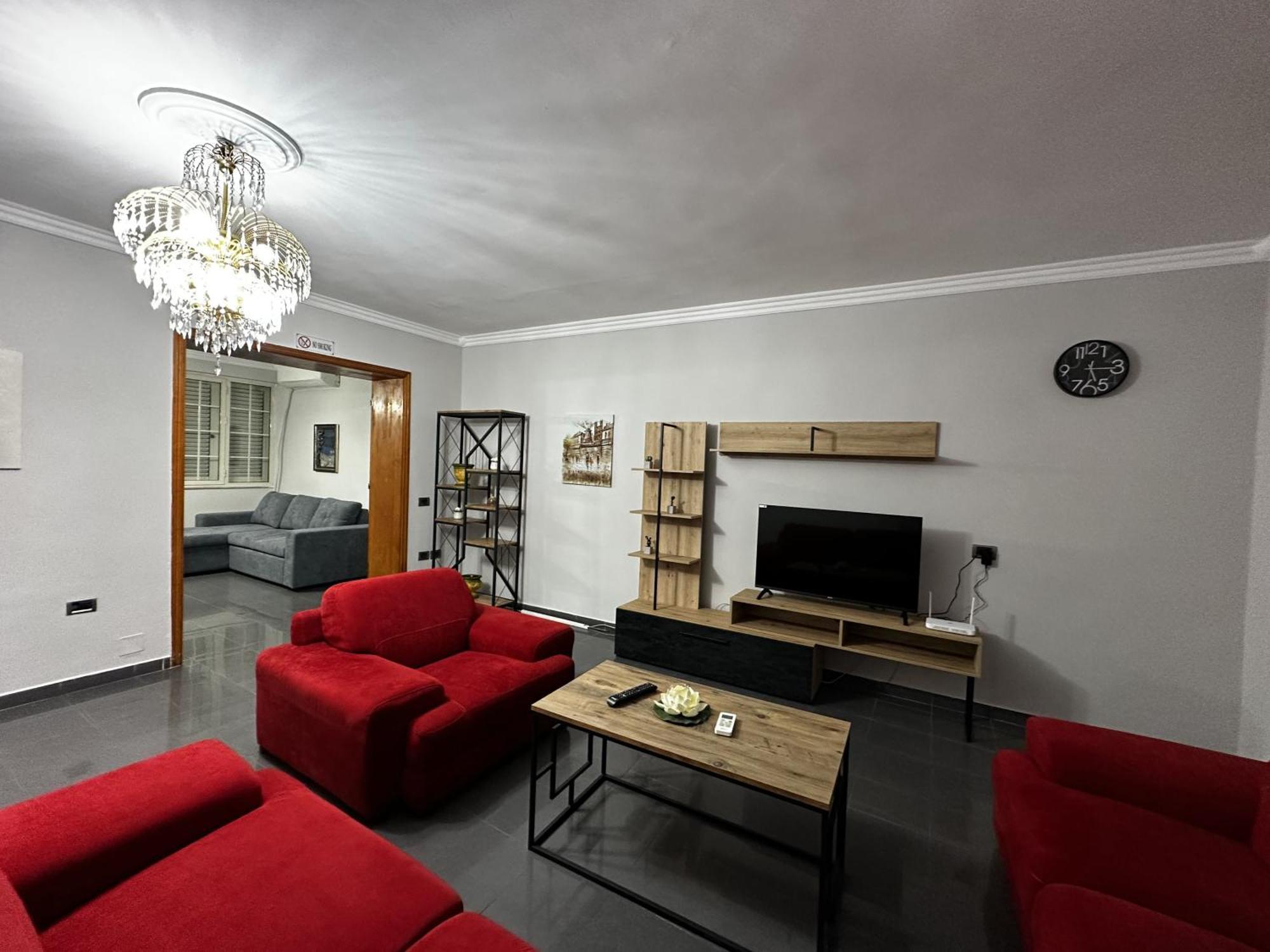 Tirana Treasure: Chic 2Br-Apartment 8Min To Skanderbeg Place Εξωτερικό φωτογραφία