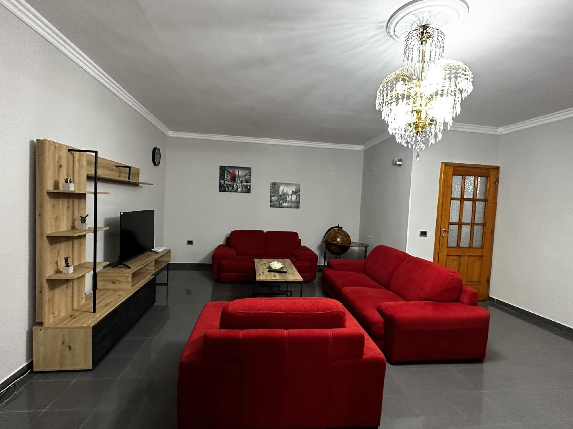 Tirana Treasure: Chic 2Br-Apartment 8Min To Skanderbeg Place Εξωτερικό φωτογραφία